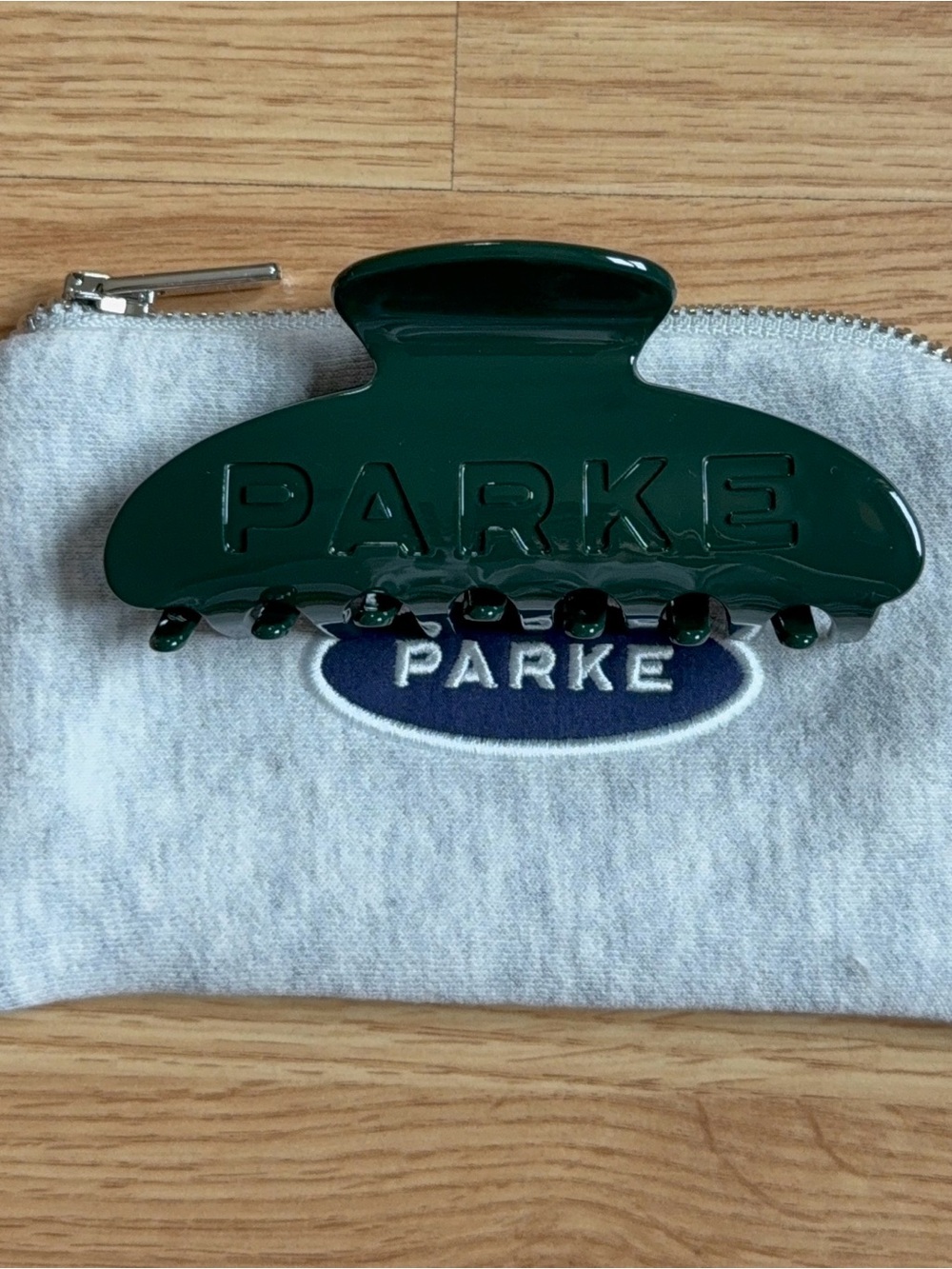 Parke Claw Clip in Forest Green Brand New with Pouch